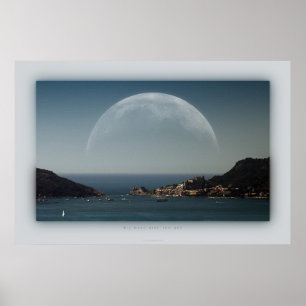 grote maan over het zee poster