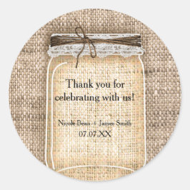 Grote Mason-pot met jute & kant rustieke bruiloft Ronde Sticker