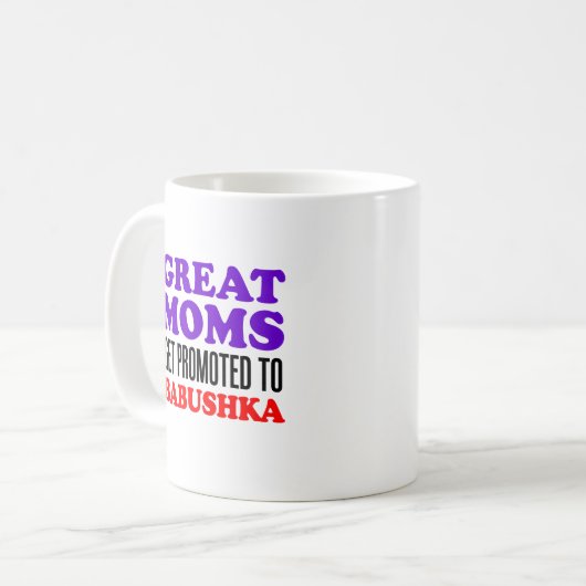 Grote Moms gepromoot op Babushka-Mok Koffiemok (Voorkant links)