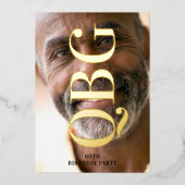 Grote Monogram Vet Geperst Goud 60ste Verjaardag Folie Uitnodiging (Voorkant)