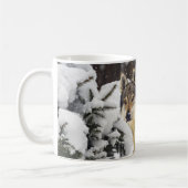 Grote mooie grijze Wilde Wolf in sneeuwkoffie Mok (Links)