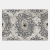 Grote omhulde spin op lichte grijs inpakpapier vel (Voorkant 3)