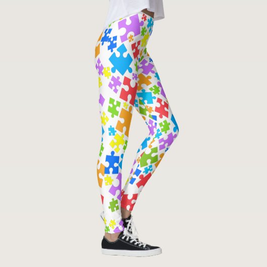 Grote paaskleurautisme puzzelstukjes op WHITE Leggings (Rechts)