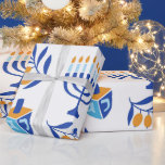 Grote Patroon Menorah en Dreidel Chanoeka Cadeaupapier<br><div class="desc">Groot patroon Menorah en Dreidel Chanoeka inpakpapier.</div>