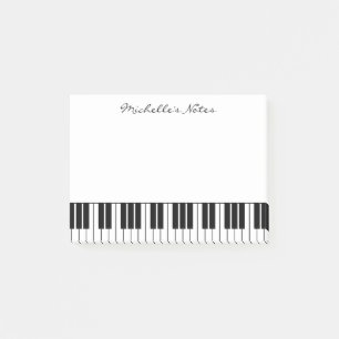 Grote pianokleutels plaatsen de noten voor pianist post-it® notes