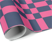 Grote Pixel Check Gekruist Navy en Roze Cadeaupapier (Rol Hoek)