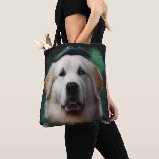 Grote Pyreneeën Dog in St. Patrick's Day Dress Tote Bag (Dichtbij)