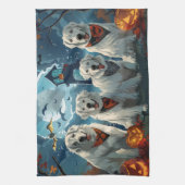 Grote Pyreneeën Halloween Griezelen Theedoek (Verticaal)