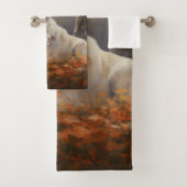 Grote Pyreneeën in de herfst laat Herfst inspirere Bad Handdoek (Insitu)