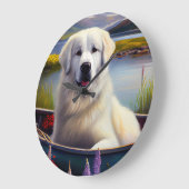 Grote Pyreneeën op een peddel: een Schilderachtig  Klok (Hoek)