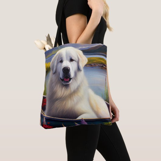 Grote Pyreneeën op een peddel: een Schilderachtig  Tote Bag (Dichtbij)