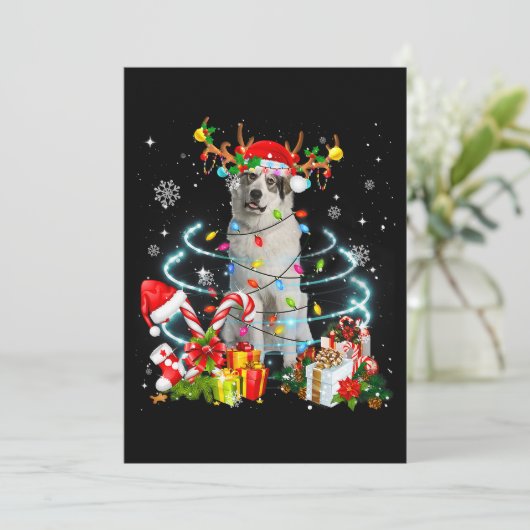 Grote Pyreneeën Reindeer Kerstbomen Lampjes Paja Kaart (Staand voorkant)