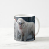 Grote Pyreneeën Snowy Sleigh Kerst Decor Koffiemok (Voorkant rechts)