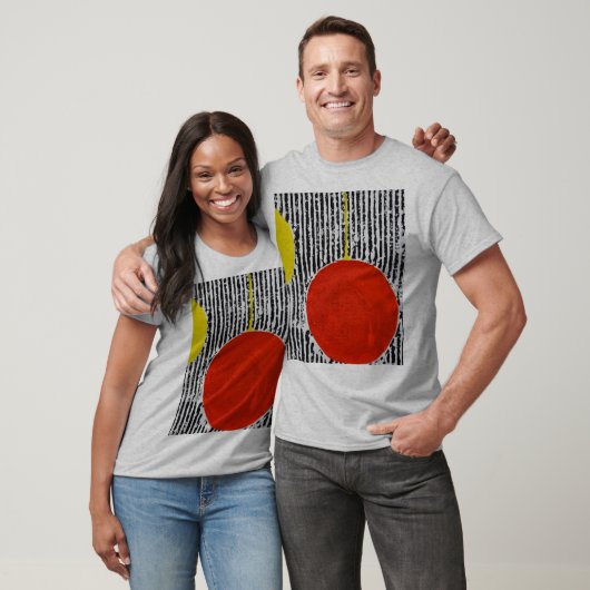 Grote Red Sun-vlek met zwarte strepen T-shirt (Unisex)