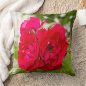 Grote rode rozen in de tuin kussen (Deken)