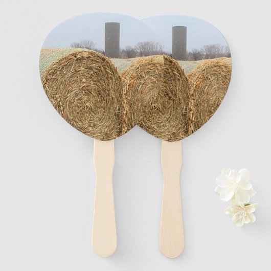 Grote ronde Hay-balken in een Boerderij veld Handwaaier (Voorkant en achterkant)