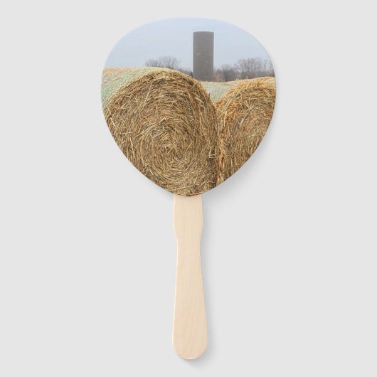 Grote ronde Hay-balken in een Boerderij veld Handwaaier (Achterkant)