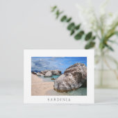 Grote rotsen op het strand van Sardinië witte brie Briefkaart (Staand voorkant)