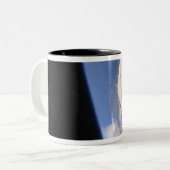 Grote schuine scène tweekleurige koffiemok (Voorkant links)