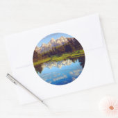 Grote Tetons die in de Snake-rivier reflecteren Ronde Sticker (Envelop)