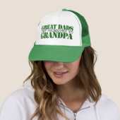 Grote vaders groeien op tot opa trucker pet (In situ)