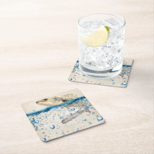 Grote vis die uit het water springt kartonnen onderzetters (Insitu)