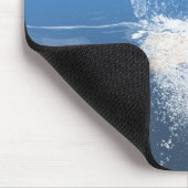 grote vis die uit het water springt muismat (Hoek)