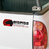 Grote vissen eten grote vliegen bumpersticker (Op Truck)