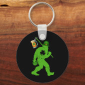 Grote Voet St. Patrick's Dag Sasquatch Grote Voet Sleutelhanger (Voorkant)