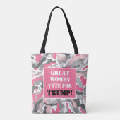 Grote vrouwen stemmen voor Trump Pink Camo Tote Bag (Achterkant)