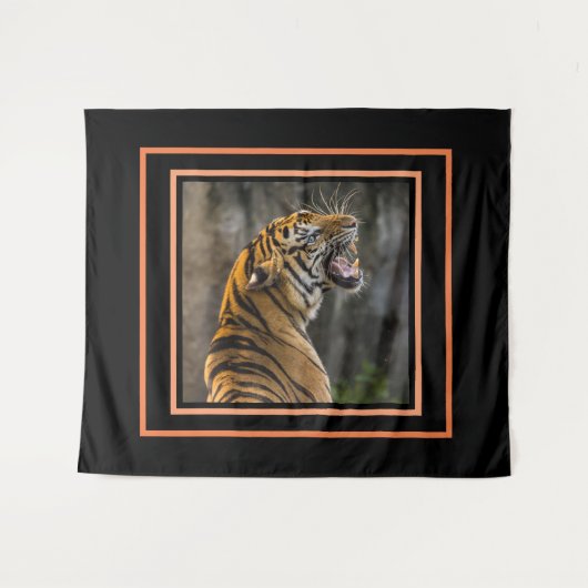 GROTE WANDTAPIJT WILDE TIJGER WANDKLEED (Voorkant (horizontaal))