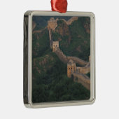 Grote wandwikkeling door bergen. metalen ornament (Rechts)