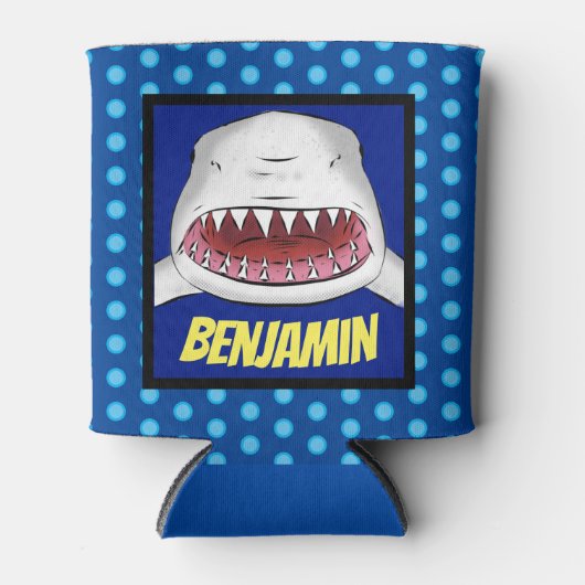 Grote witte haai gemiddelde cartoon illustratie blikjeskoeler (Voorkant)