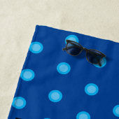 Grote witte haai gemiddelde cartoon illustratie strandlaken (In situ)