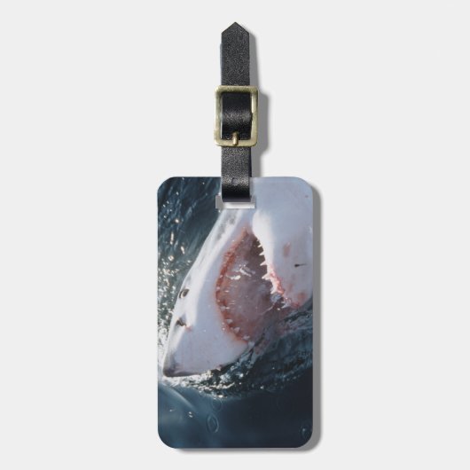 Grote witte haai op zee bagagelabel (Voorkant verticaal)