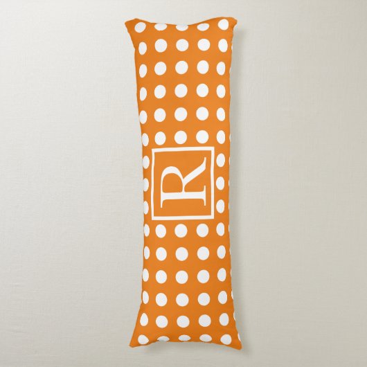 Grote Witte Polka Dots Oranje Monogram Initialen S Lichaamskussen (Voorkant Verticaal)