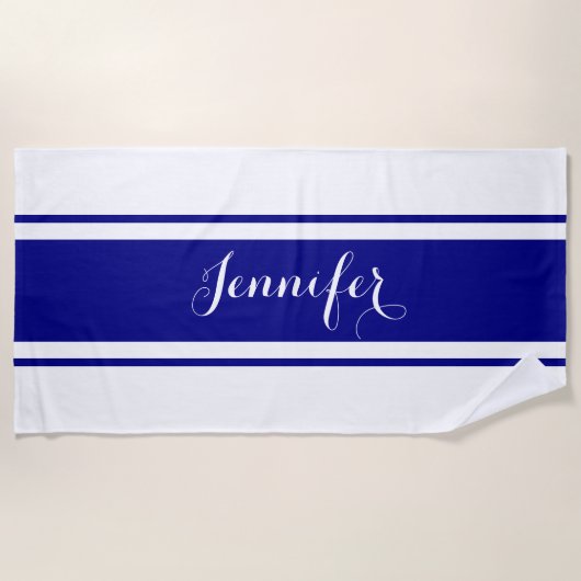 Grote Witte Script Naam Marine Blauwe Strepen op W Strandlaken (Voorkant)