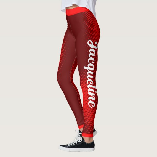 Grote witte script tekst op DONKERROOD Leggings (Links)