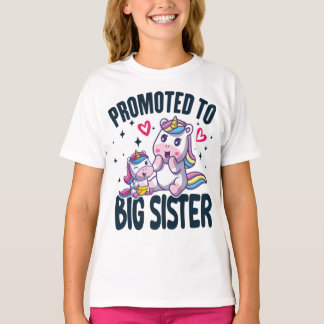 Grote Zus Eenhoorn Bevorderd tot Grote Zus Aankond T-shirt