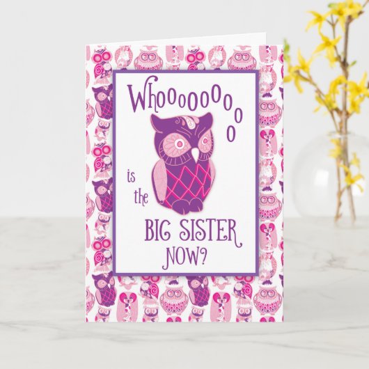 Grote zus gefeliciteerd, Schattigee uilen Kaart (Gele Bloem)