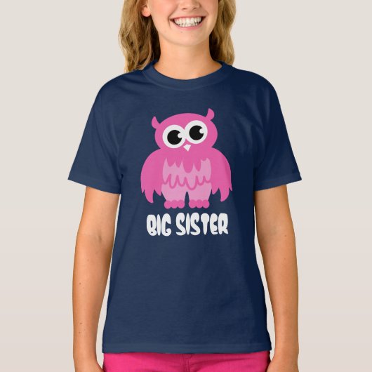 Grote zus t shirt met grappige uil cartoon in roze (Voorkant)