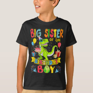 Grote zus van de jarige jongen dinosaurus T-rex Bi T-shirt