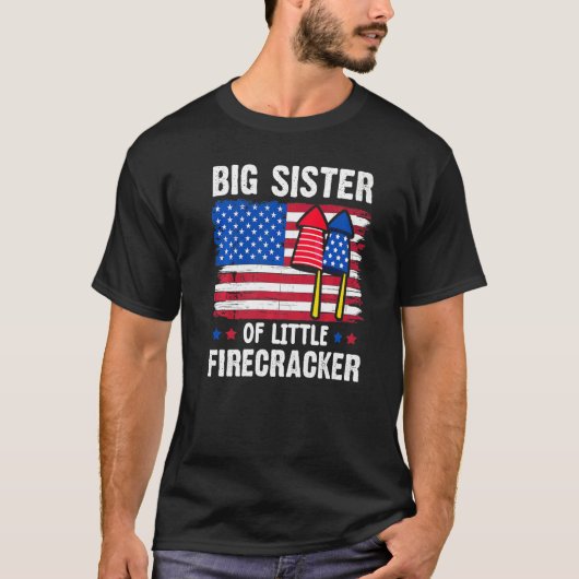 grote zuster van de kleine Firecracker op 4 juli m T-shirt (Voorkant)
