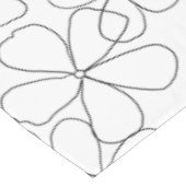 Grote zwarte witte handdragende bloemen tafelkleed (Gekanteld)