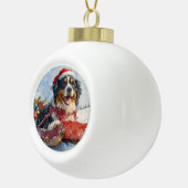 Grote Zwitserse Sennenhond in Sledge Christmas Keramische Bal Ornament (Rechts)