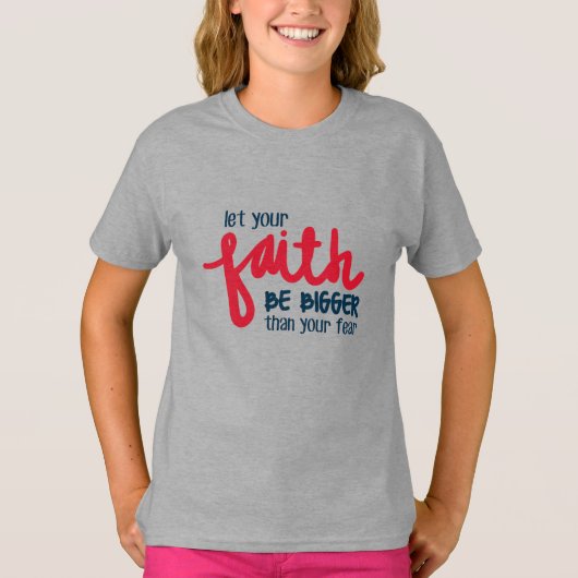 Groter dan je angst t-shirt (Voorkant)