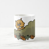 Groundhog gluren door de Struiken van de herfst Koffiemok (Center)