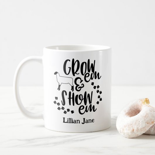Grow Em Show Em Lamb Custom Name Koffiemok (Met donut)