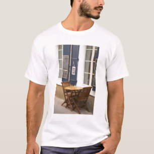 Gruissan dorp. La Clape. Languedoc. Dorp T-shirt