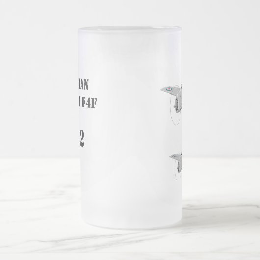 Grumman Wildcat F4F, 1942 Matglas Bierpul (Center)